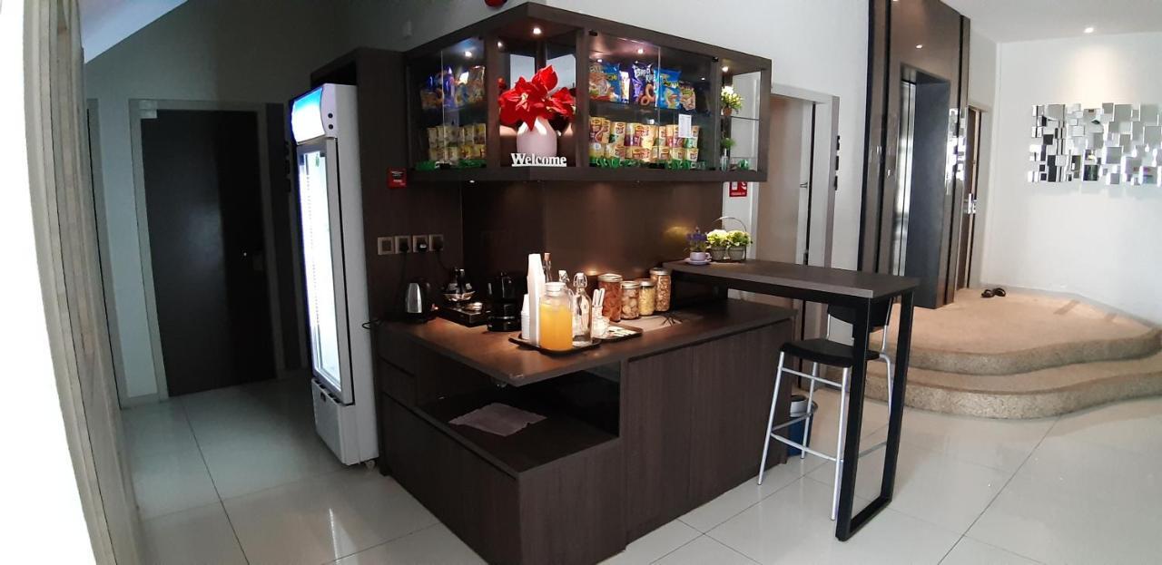The Square Hotel Skudai Dış mekan fotoğraf